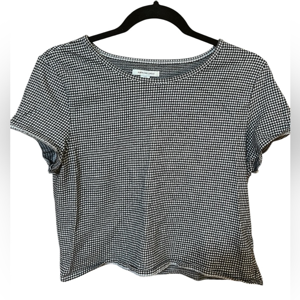 American Eagle cropped gingham tee